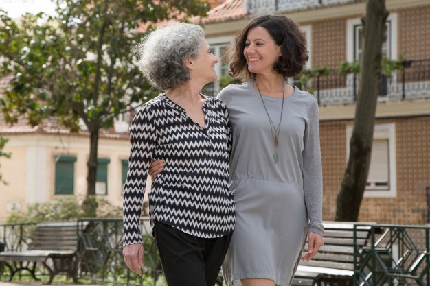 Ontario Family Managed Home Care - What Is Family-Managed Home Care?